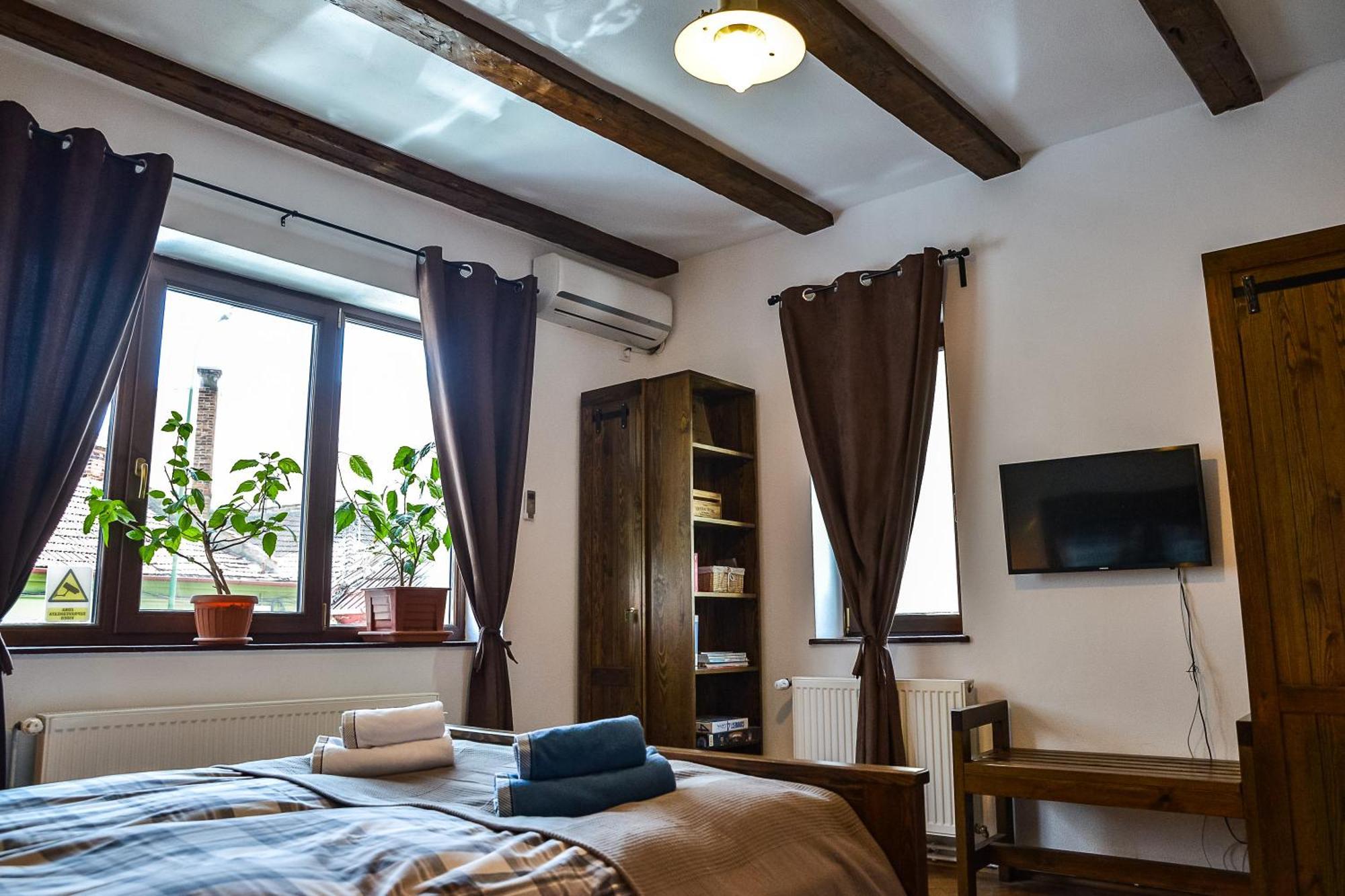 Buzoianu Residence By Holztreppe บราชอฟ ภายนอก รูปภาพ