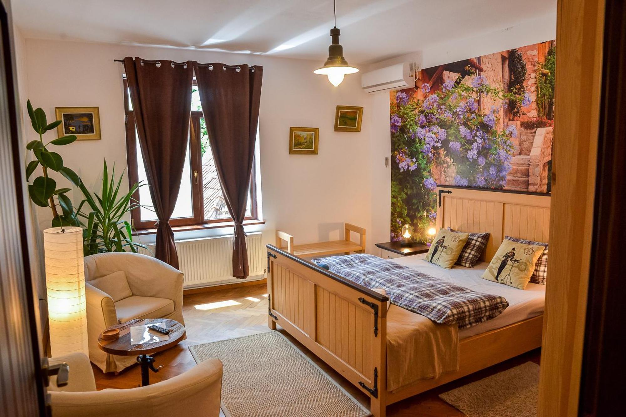 Buzoianu Residence By Holztreppe บราชอฟ ภายนอก รูปภาพ